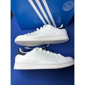 Adidas Men’s Stan Smith Edition Tennis Shoes - US 7 White/Navy